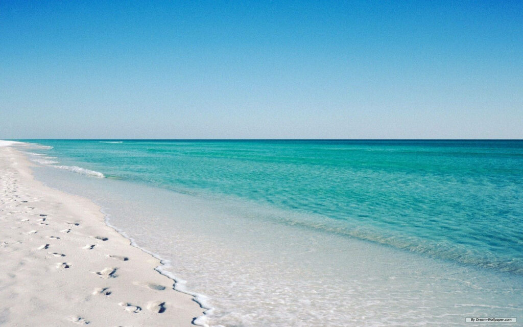 Serene Beach Wallpaper: Pristine Sand & Crystal-Clear Waters