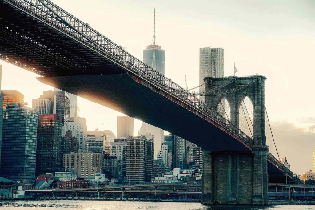 Stunning Brooklyn Bridge Wallpaper with NYC Skyline Background