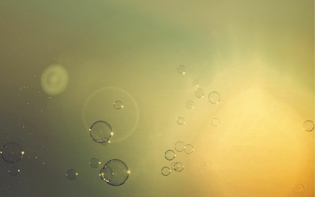 Serene Bubble Wallpaper: Gradient Sky with Soft Sunlight