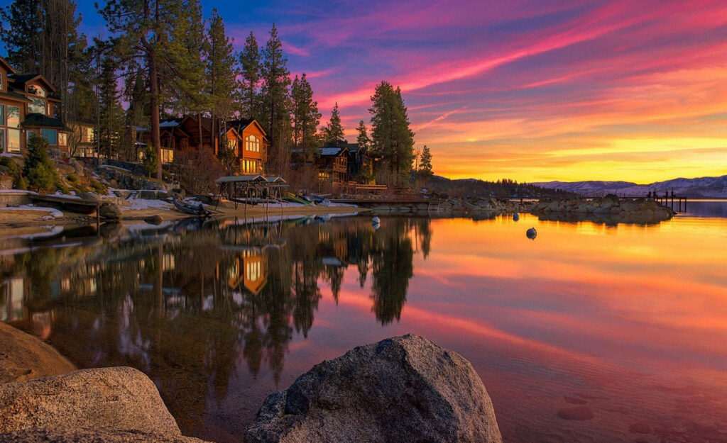 Serene Lakeside Cabin Wallpaper: Rustic Retreat with Sunset Reflections