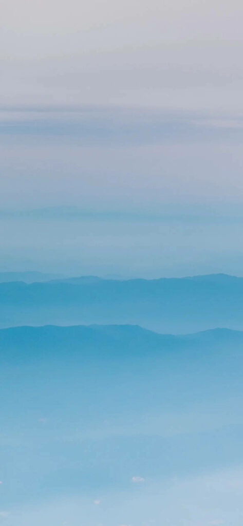 Calm Light Blue Gradient Wallpaper - Perfect iPhone Background