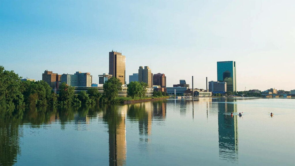 Serene Maumee River View in Toledo, Ohio | Scenic Wallpaper Background