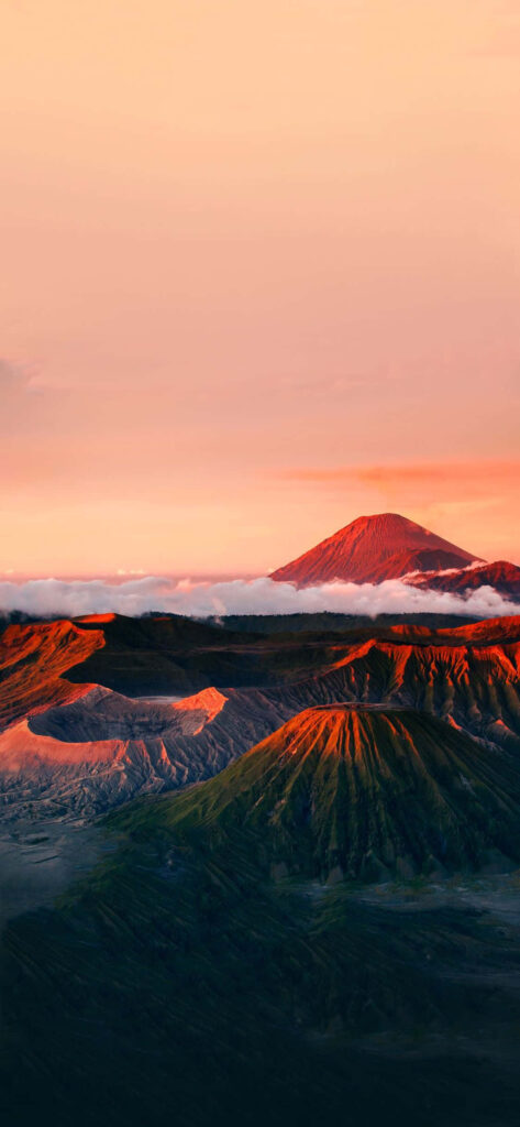 Serene Sunset Mountain Wallpaper: Tranquil Phone Background
