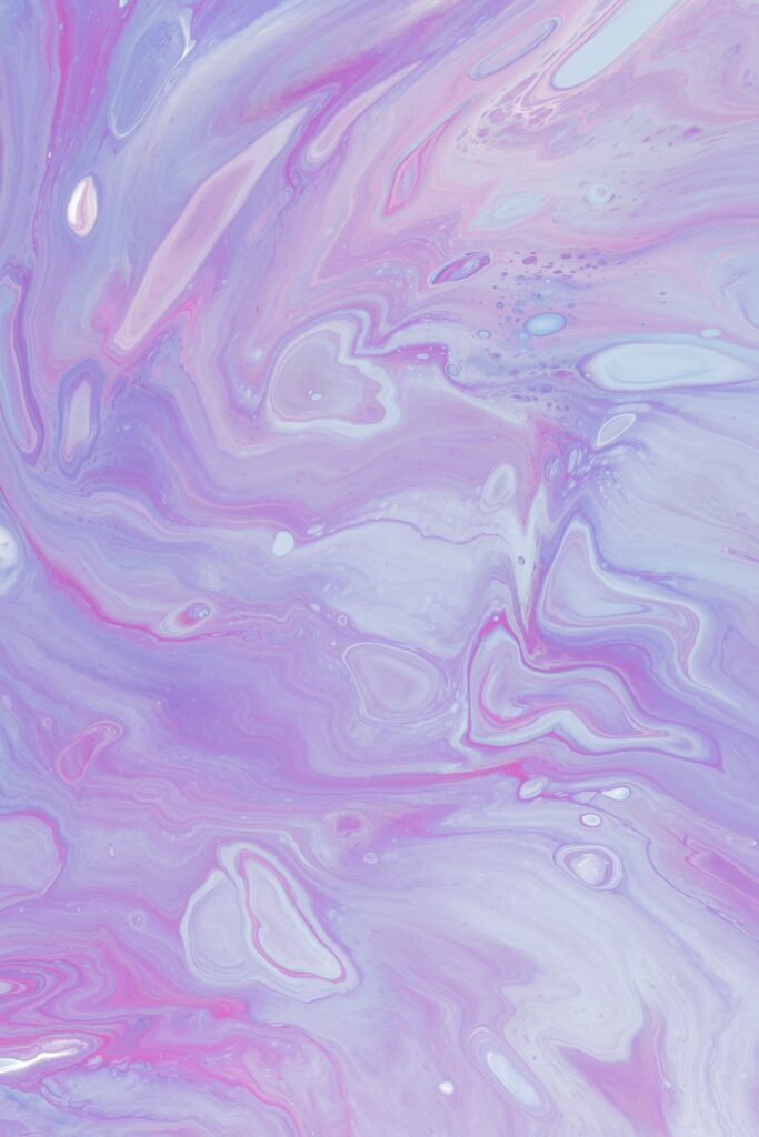 Serene Abstract Purple Wallpaper: Fluid Patterns & Liquid Stains