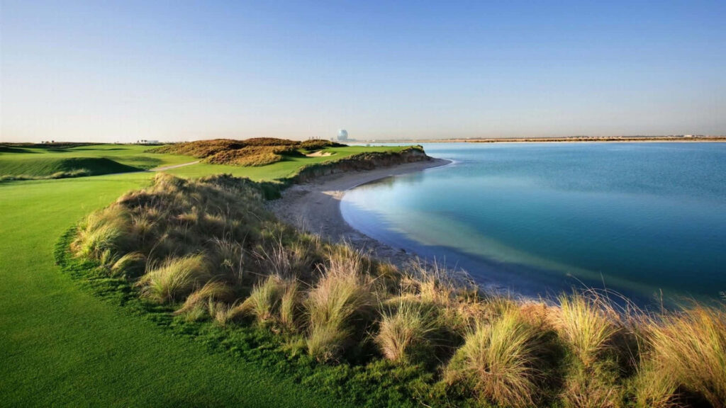 A Scenic Golf Course Embracing the Azure Sea - 1920x1080 HD Golf Course Wallpaper