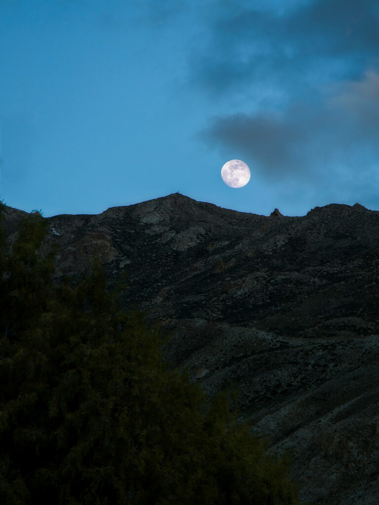 Peaceful Mountain Wallpaper: Full Moon & Clear Sky Landscape