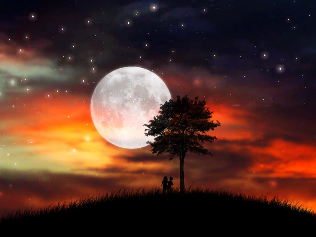 Vibrant Twilight Sky Wallpaper: Full Moon & Silhouetted Figures
