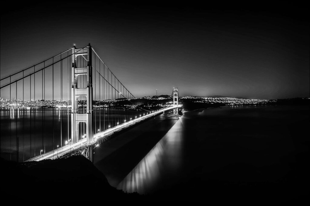 Monochrome Marvels: San Francisco's Famous Icons Stand Tall Wallpaper