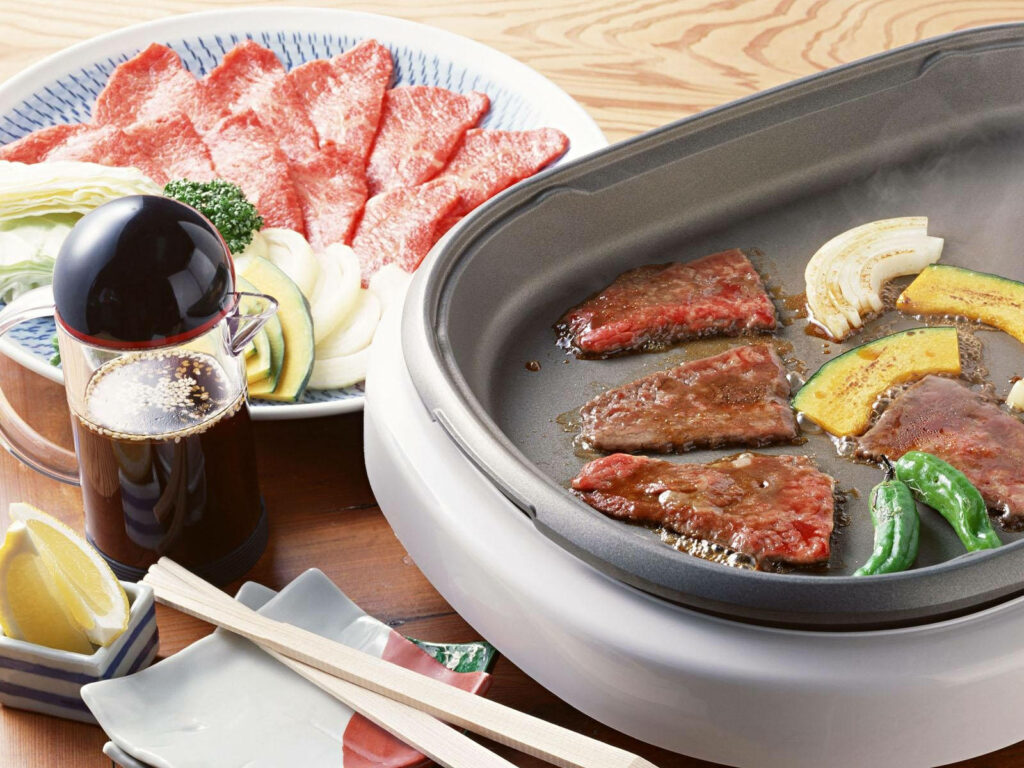 Sizzling Kobe Beef Wallpaper: Delectable Grilled Delights & Veggies