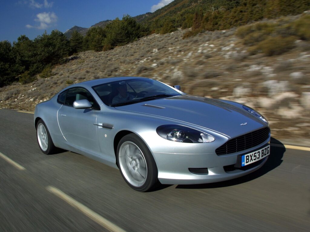 Stylish 2004 Aston Martin DB9 Wallpaper - Silver Metallic Side View