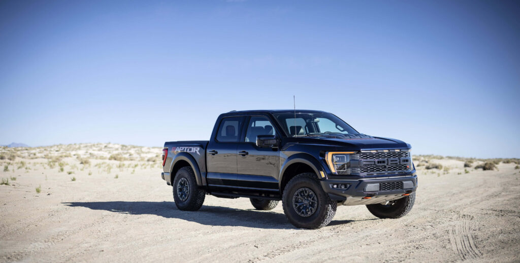 Stunning Ford F-150 Raptor R Wallpaper in Desert Landscape