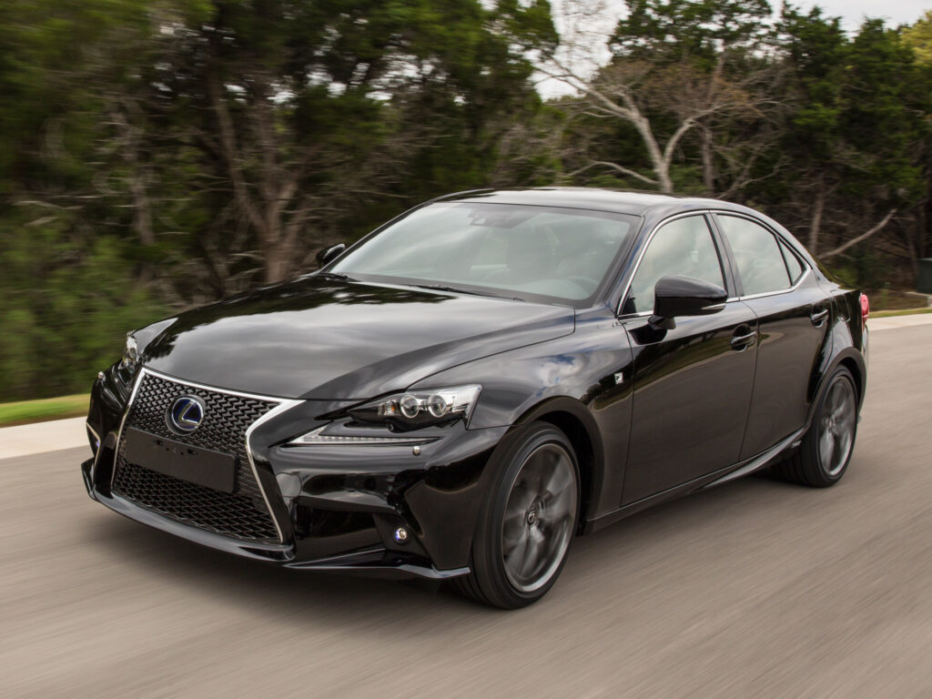 Sleek Black Lexus IS 300h F-Sport: Dynamic Side View Wallpaper