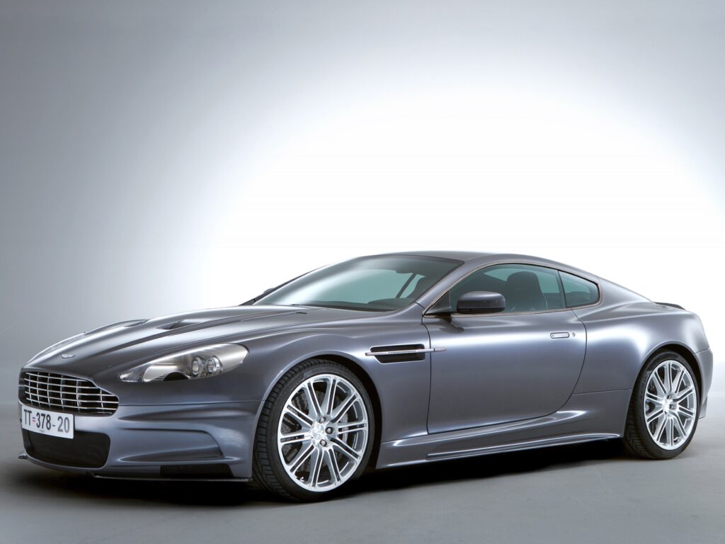 Elegant Gray 2006 Aston Martin DBS Side View Wallpaper