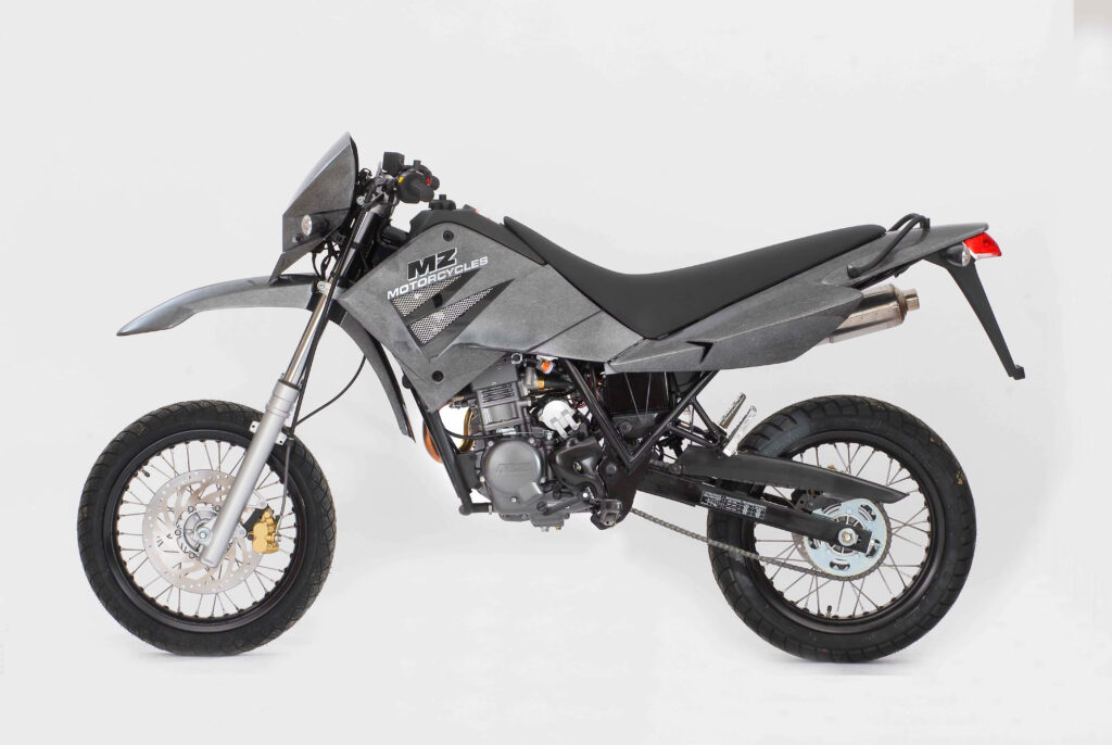 Dynamic MZ Motorcycle Wallpaper: Rugged Design for Adventure Fans