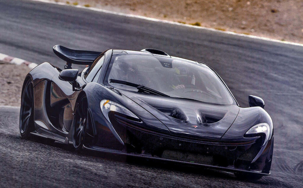 Stunning McLaren Car Wallpaper: Aerodynamics & Performance Background