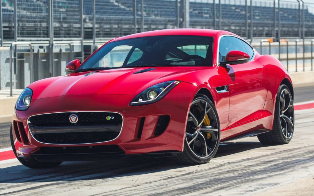 Sleek Red Jaguar F-Type R Wallpaper | 1680x1050 Side View