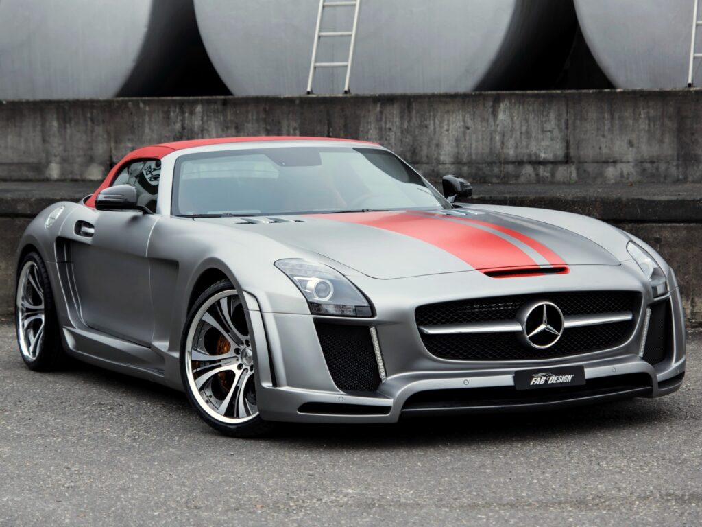 Sleek Silver Mercedes-Benz SLS AMG 63 Side View Wallpaper