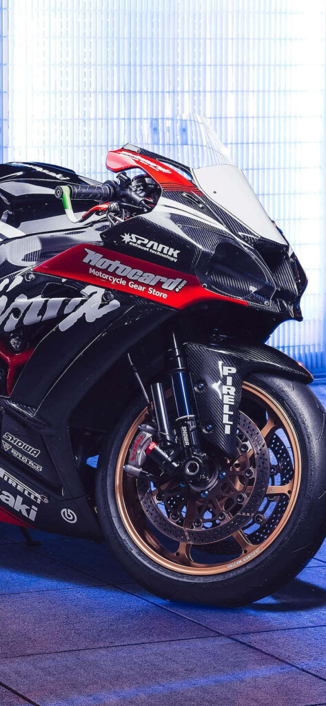 Stunning Superbike Wallpaper: Sleek Design and Bold Colors