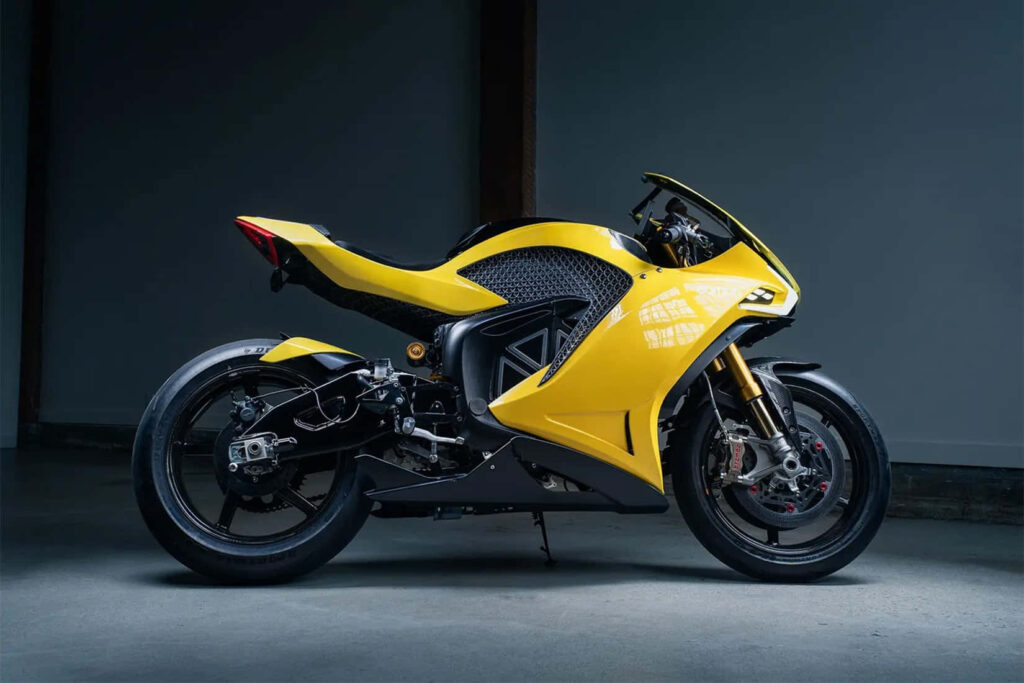 Sleek Yellow Motorcycle Wallpaper: Modern Design for Adventure Lovers