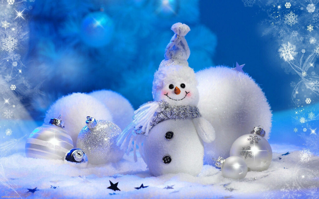 Smiling Snowman and Snowballs: A Festive Christmas Desktop Wallpaper