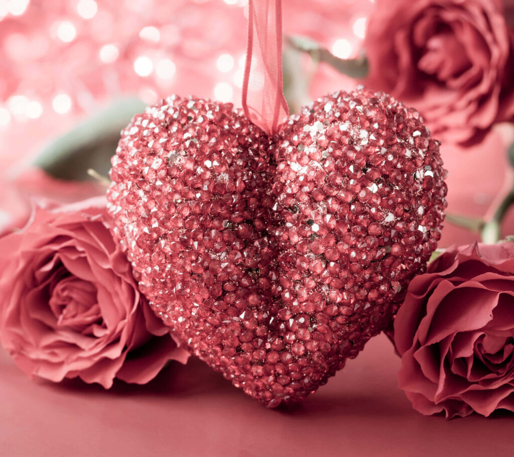 Romantic Pink Heart Ornament & Roses: Beautiful Bokeh Wallpaper