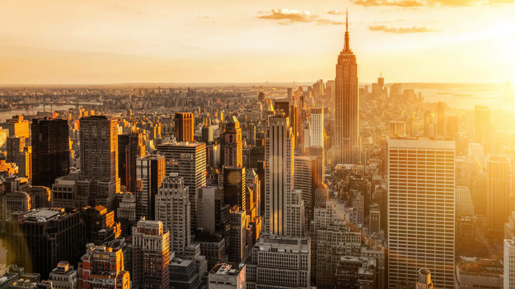 Manhattan Sunset: Stunning 4K Ultra HD Cityscape Wallpaper