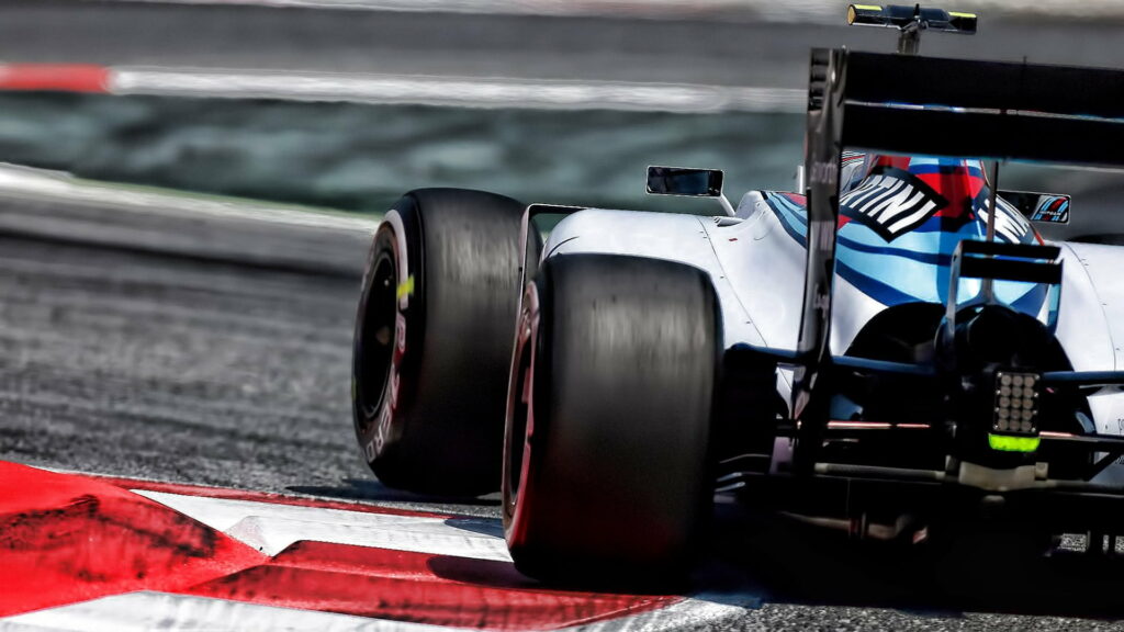 Blazin' White and Blue: Williams F1 Racing in HD Wallpaper