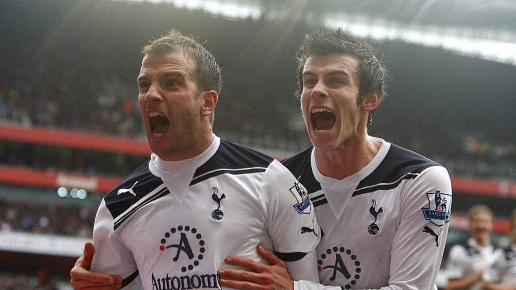 Spurs legends Gareth Bale and Rafael van der Vaart celebrating a goal in Tottenham kit wallpaper
