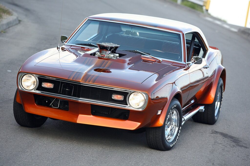 Stunning 1968 Chevrolet Camaro Wallpaper - Front View Classic Car