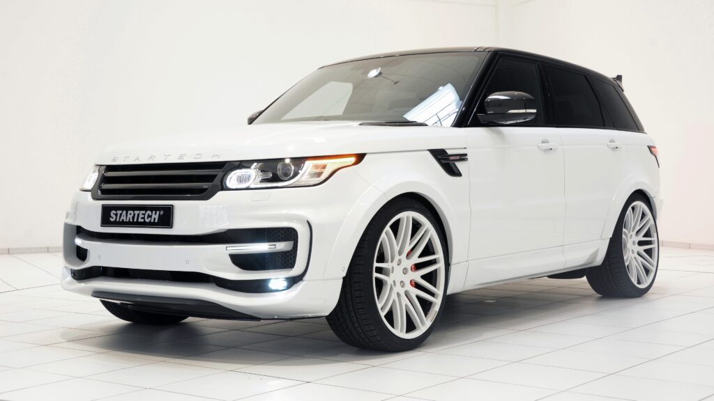 Stunning White 2014 Range Rover Custom by Startech - Side View Wallpaper