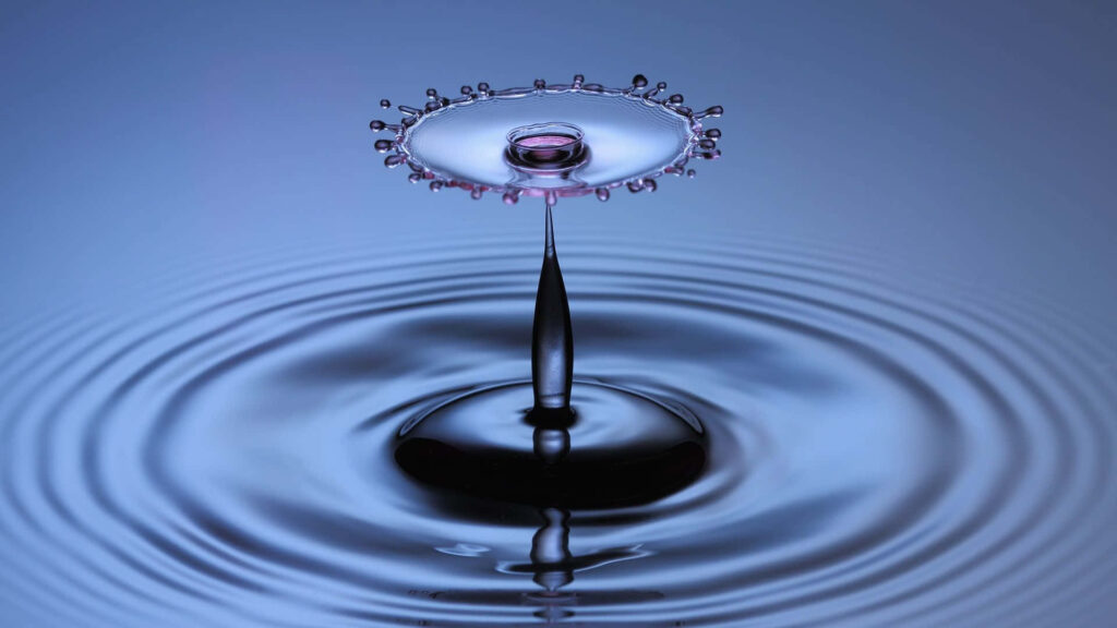 3D Water Droplet Impact Wallpaper with Stunning Ripple Effect