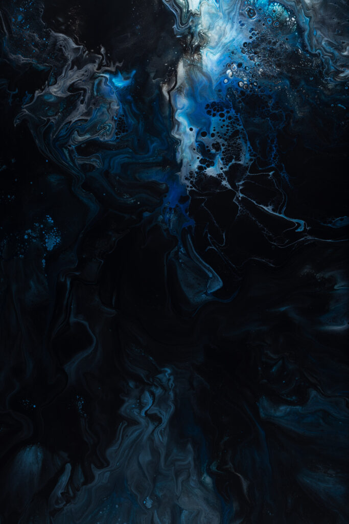 Stunning 4K Dark Abstract Wallpaper with Liquid Texture Background