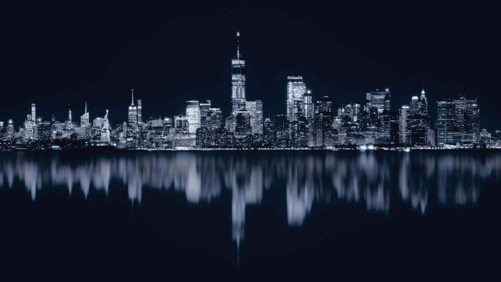 Stunning 4K Dark City Skyline Wallpaper with Reflective Symmetry