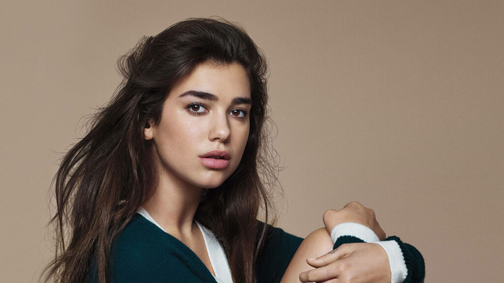 Elegant Dua Lipa 4K Wallpaper: Perfect for Fans of Her Iconic Style
