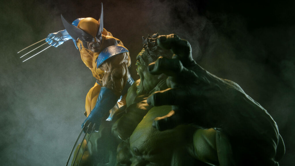 Epic 4K Wallpaper: Hulk vs. Wolverine Battle Scene Background