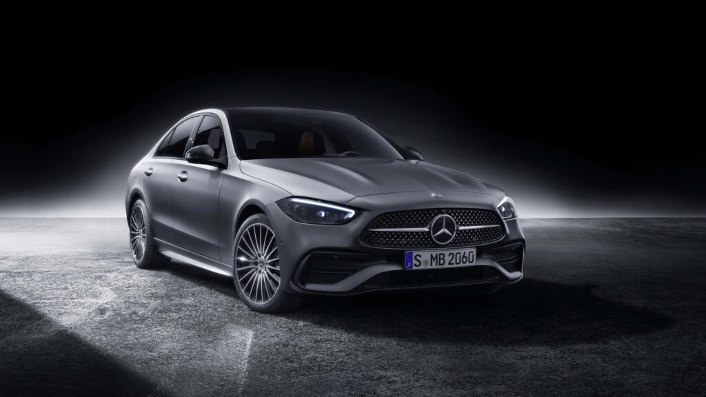 Stunning 4K Mercedes E-Class Wallpaper | Sleek Automotive Design