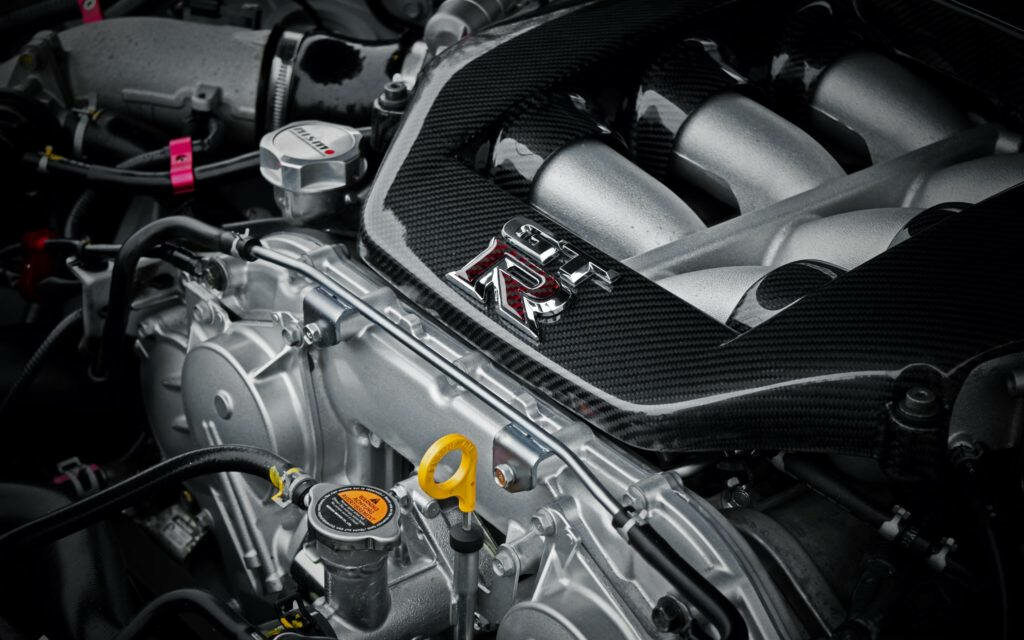 4K Nissan GT-R Engine Wallpaper: Power & Precision Design
