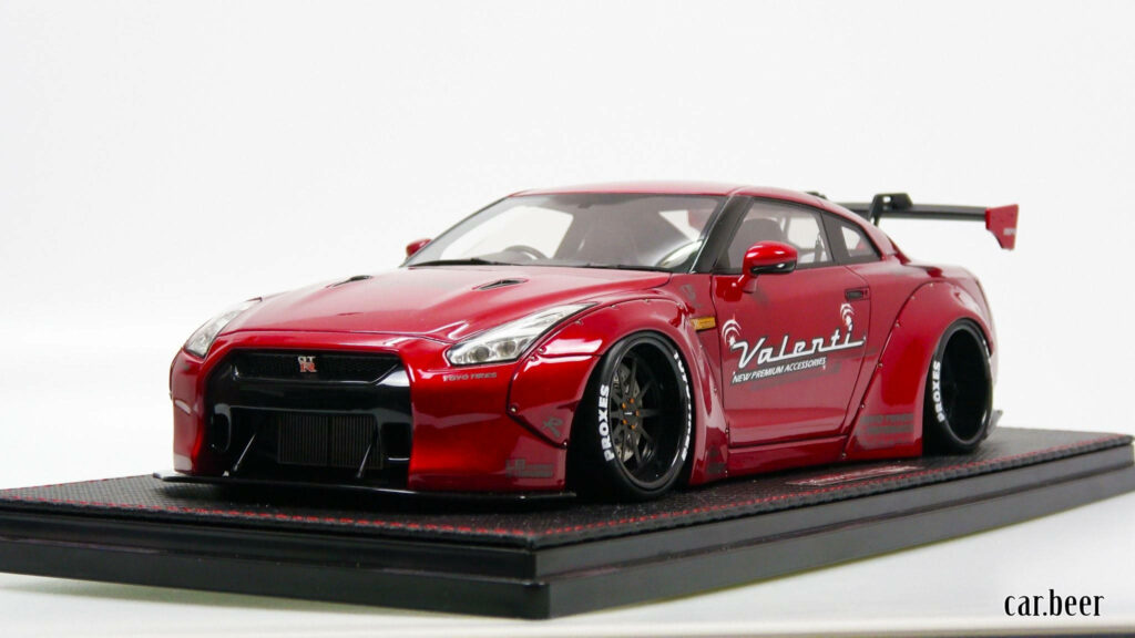 Red Nissan GT-R 4K Wallpaper: Custom Sporty Design & Performance