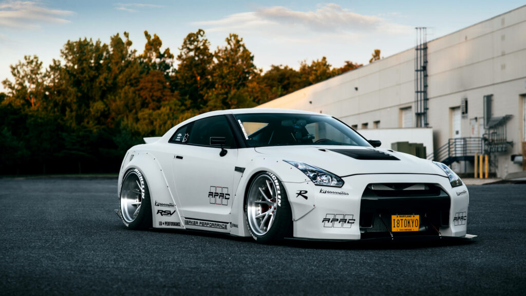 Stunning 4K Wallpaper of Customized White Nissan GT-R