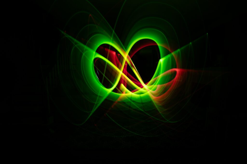 Stunning Green & Red Infinity Symbol Wallpaper: Endless Connection