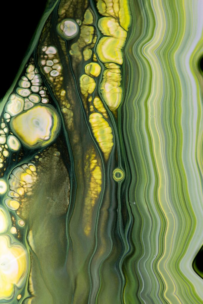 Mesmerizing Abstract Liquid Art Wallpaper in Green & Yellow Hues