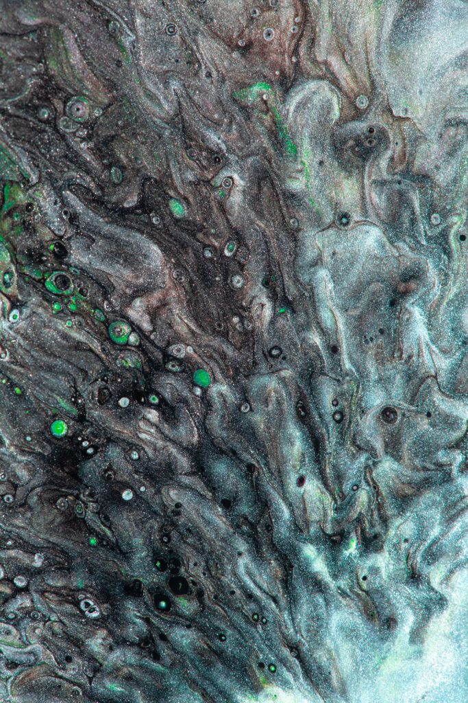 Stunning 3840x5760 Abstract Liquid Swirl Wallpaper with Glitter