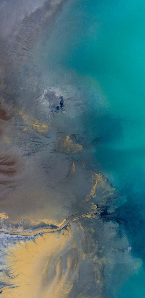 Stunning Aerial Beach Wallpaper: Turquoise Waters & Sandy Textures