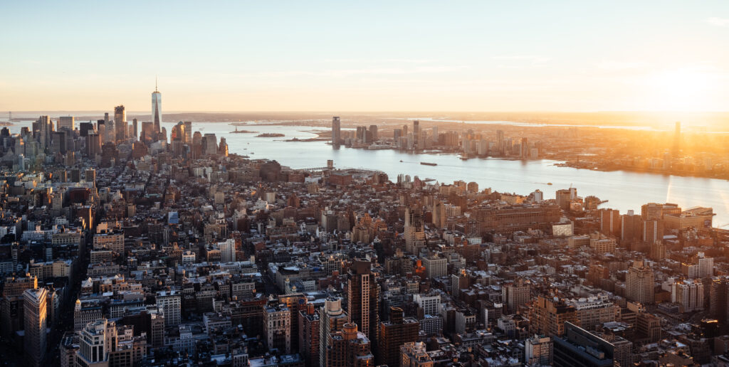 Stunning Cityscape Wallpaper: Aerial View at Sunset