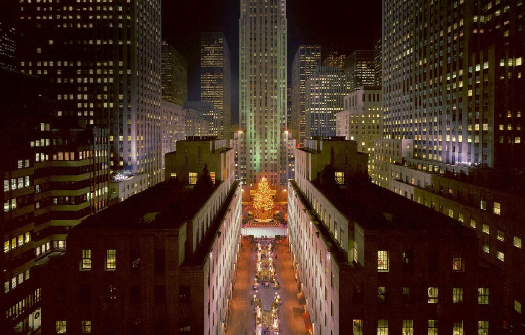 Aerial Night View of Rockefeller Center: Iconic Architecture & Christmas Tree Wallpaper