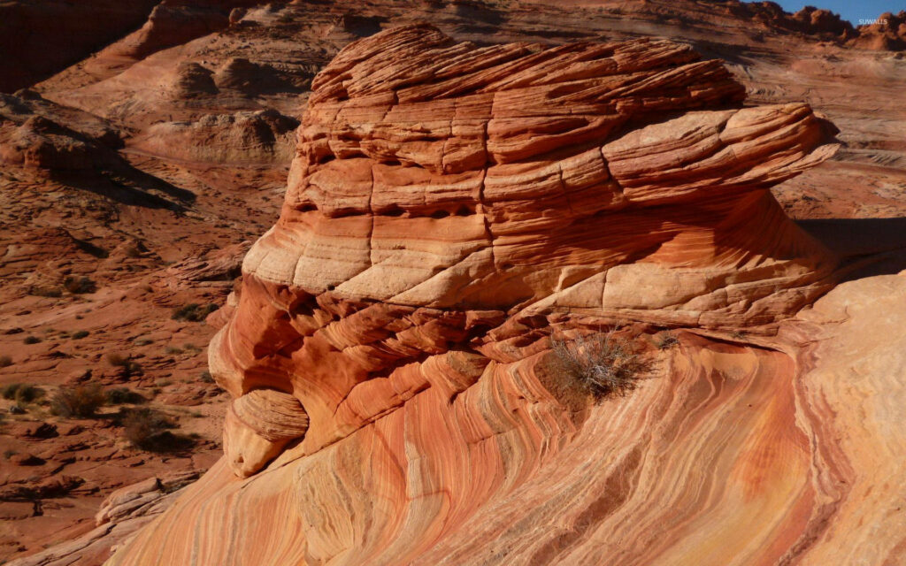 Stunning Red Rock Formations Wallpaper - Arizona Desert Beauty