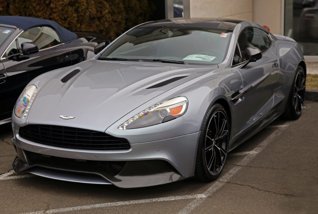 Stunning Aston Martin Vanquish VH Generation 4 Wallpaper - 2012