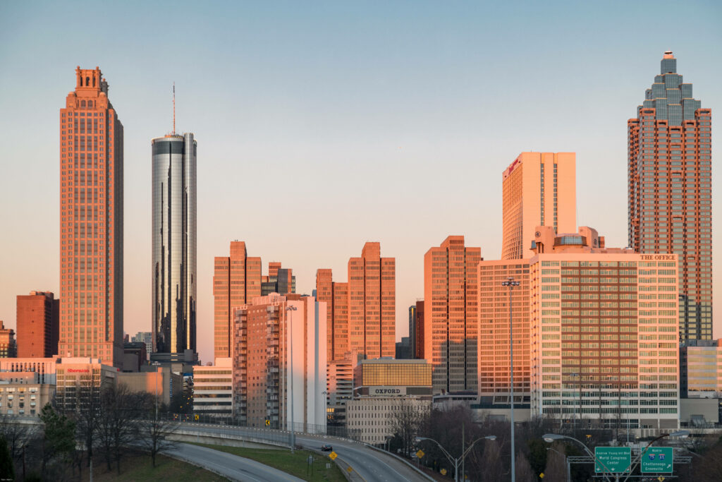 Atlanta Skyline Sunset Wallpaper: Warm Hues & Tall Skyscrapers