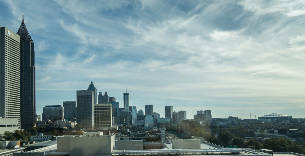 Stunning Atlanta Skyline Wall Wallpaper: Iconic Skyscrapers & Clouds