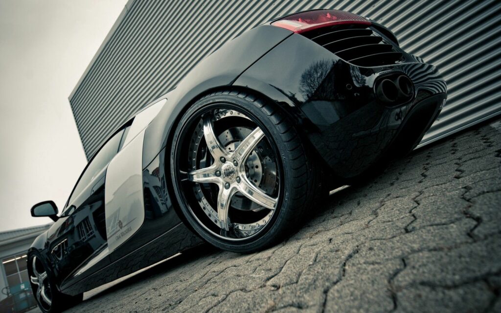 Sleek Audi Sports Coupe Wallpaper - Stylish Design & High Performance